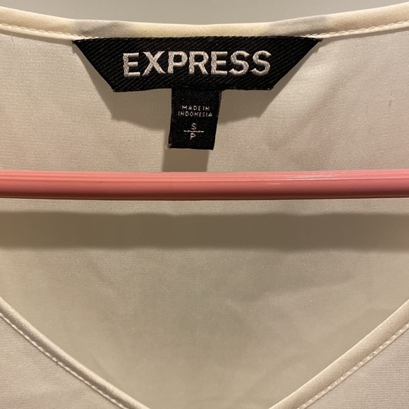 Express Top - Picture 2 of 5